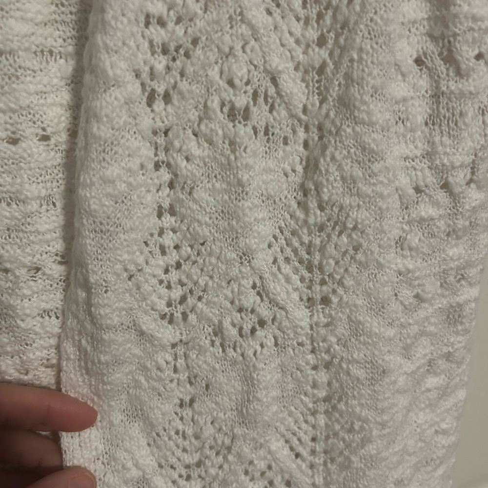 Lightweight Open-Knit White Cardigan - Picture 6 of 6
